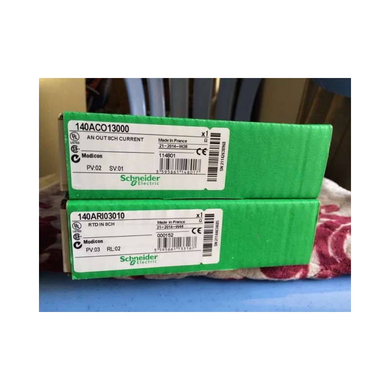 140AC013000 Schneider Analog Output Module - Image 3