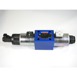 R900954100 Bosch Rexroth Proportional Directional Valve